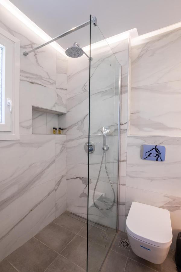 Aronia Luxury Apartments Karpathos Εξωτερικό φωτογραφία